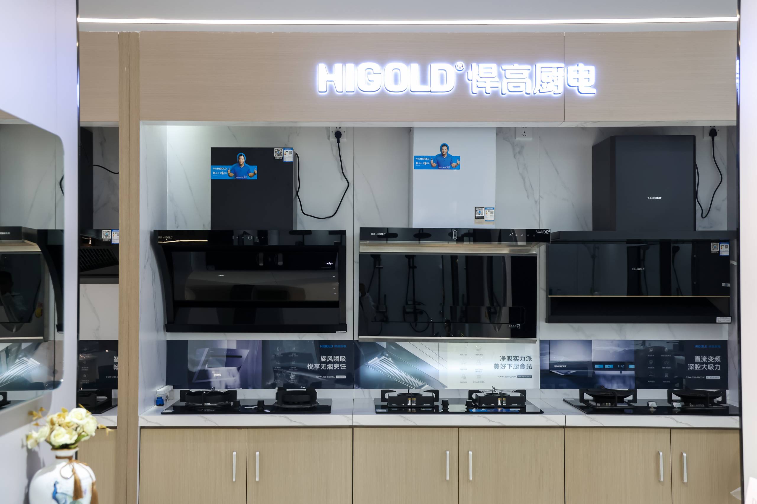 RON_0089.jpg RON_0089.jpg